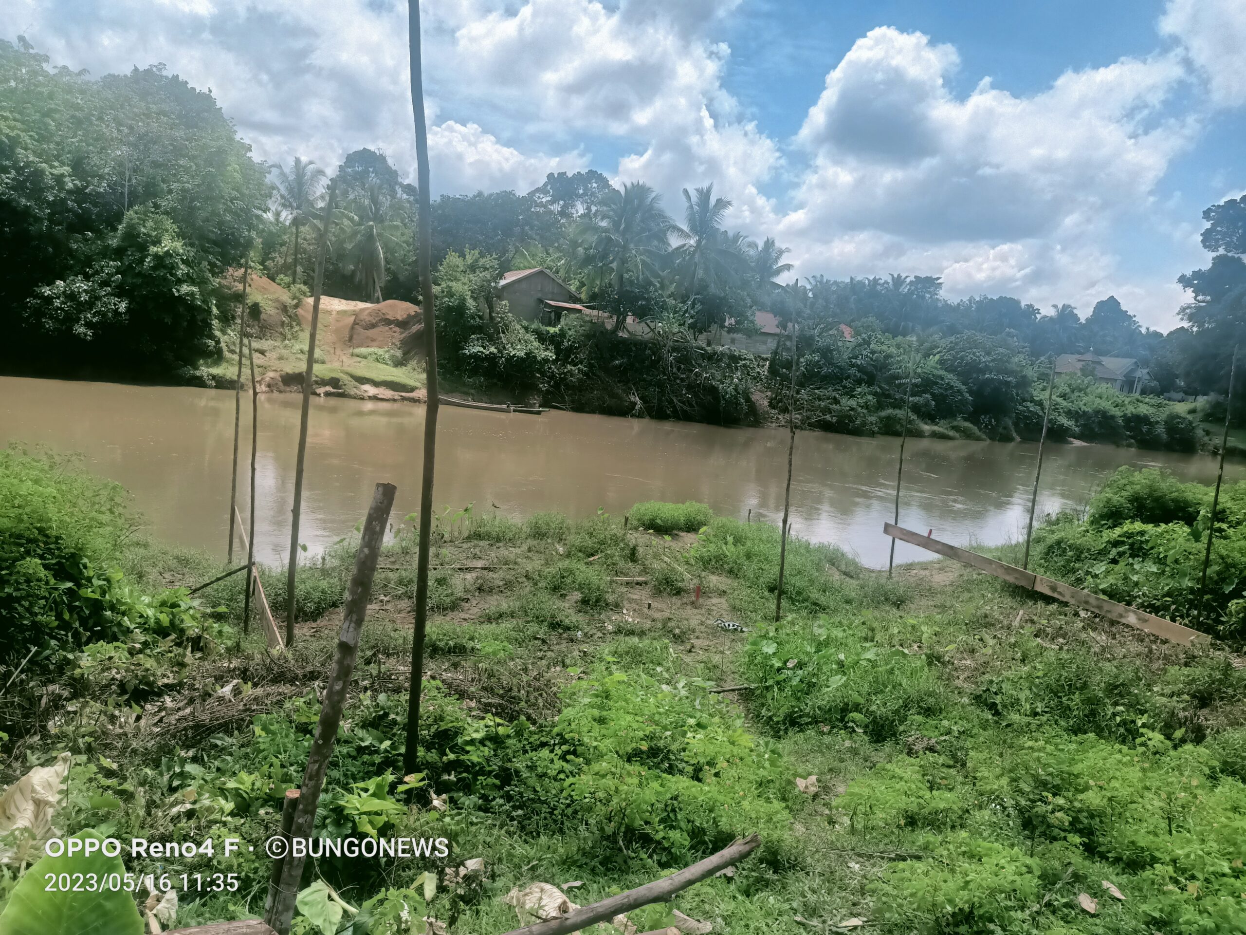 Lokasi pembangunan jembatan beton dusun Rantau Panjang 